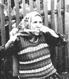 Игра на агас-кубызе. Галимова Мушарифа Галимовна. (1910 года рождения)