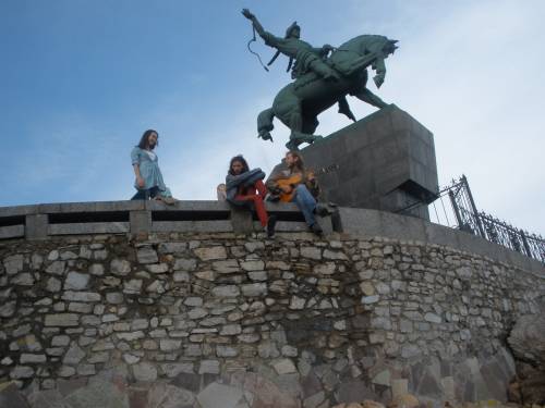 Около памятника Салавату Юлаеву